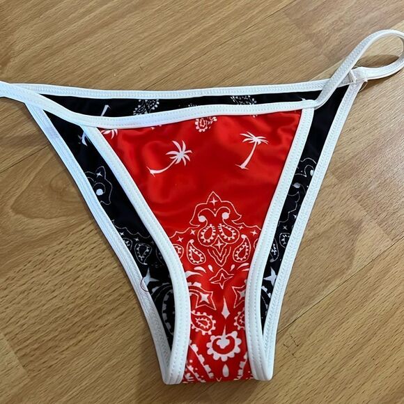 WILDFOX bikini swim bottoms - Picture 3 of 9